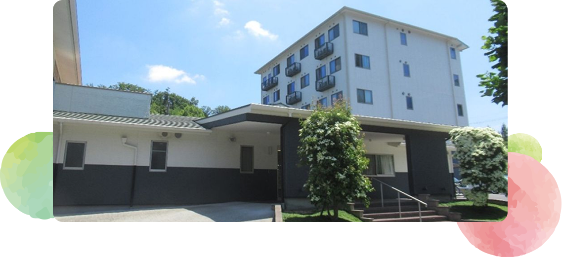 L・ファミリーモア 八重の家の正面